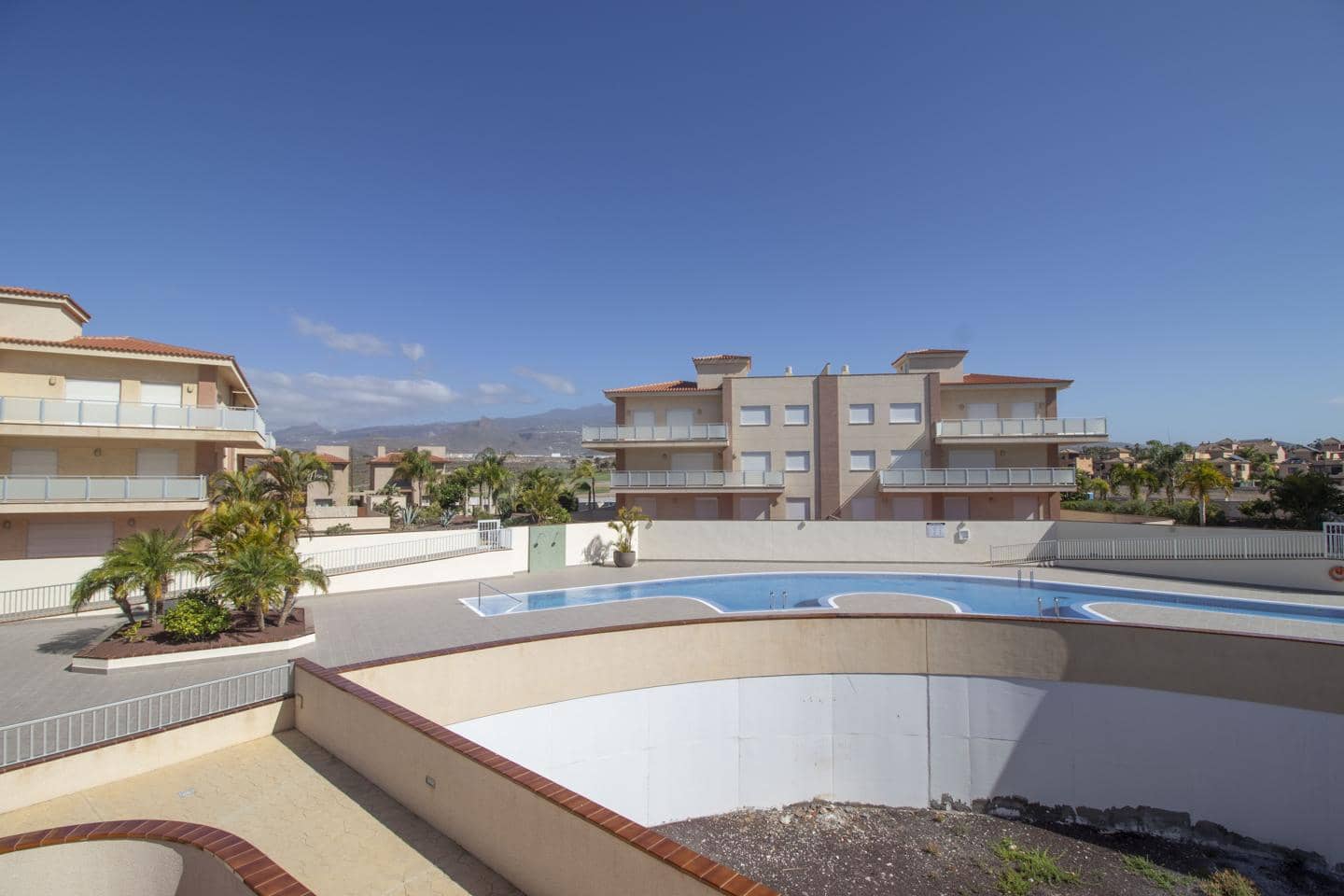 Piso de 2 habitaciones en Amarilla Golf en venta con garaje - 353.400 € (Ref: 8317517)