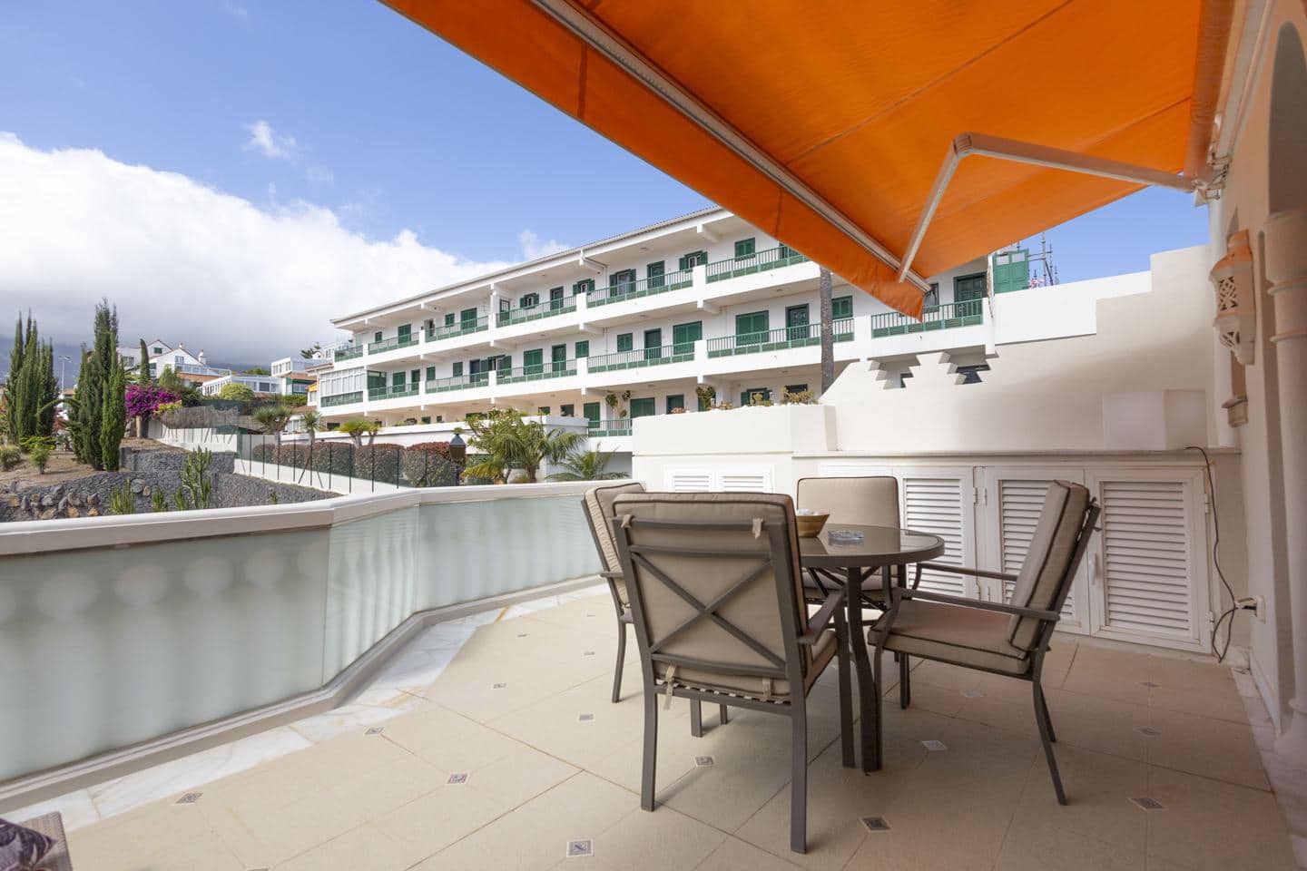 1 bedroom Flat for sale in Puerto de la Cruz with pool garage - € 329,900 (Ref: 8327063)