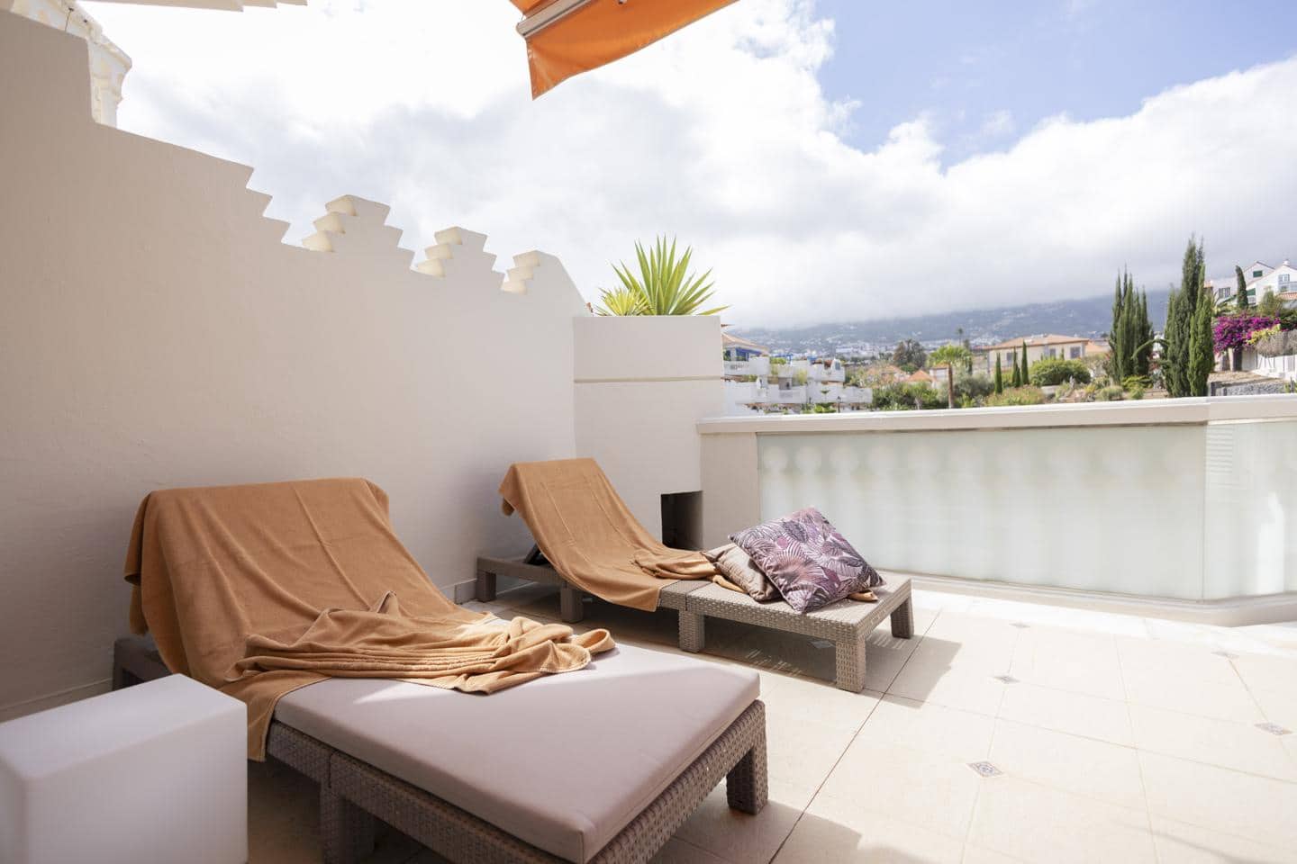 1 bedroom Flat for sale in Puerto de la Cruz with pool garage - € 329,900 (Ref: 8327063)