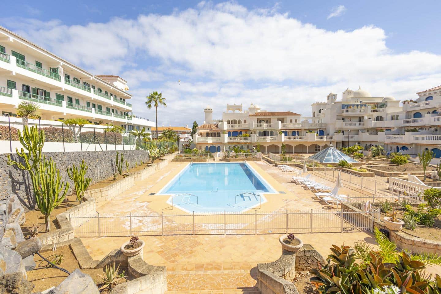 1 bedroom Flat for sale in Puerto de la Cruz with pool garage - € 329,900 (Ref: 8327063)