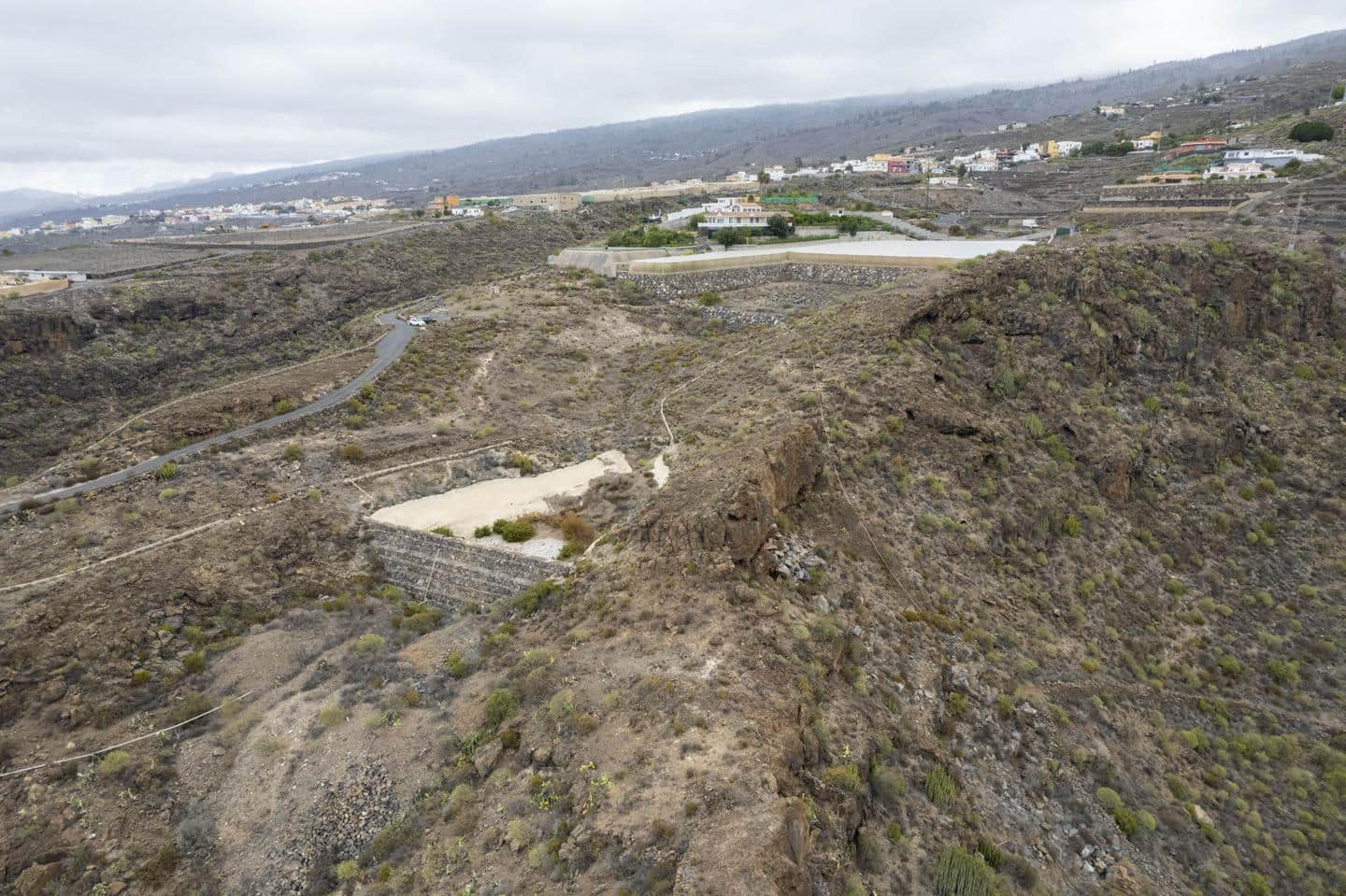 Grunde uden byggetilladelser til salg i Guia de Isora - € 120.000 (Ref: 8371511)