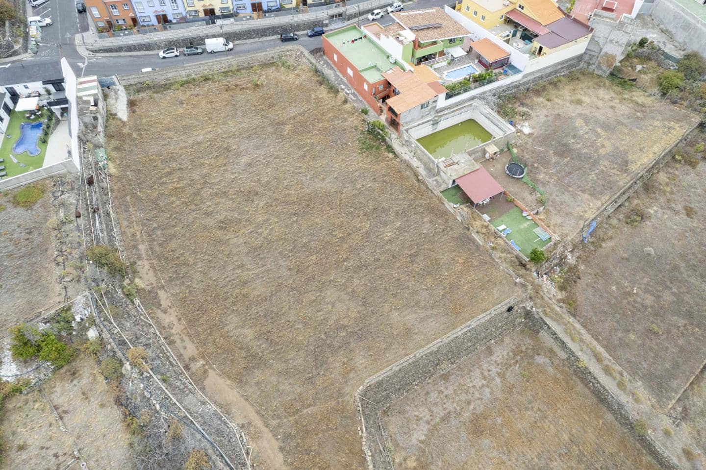 Ubebygd land til salgs i Icod de los Vinos - € 530 000 (Ref: 8374783)