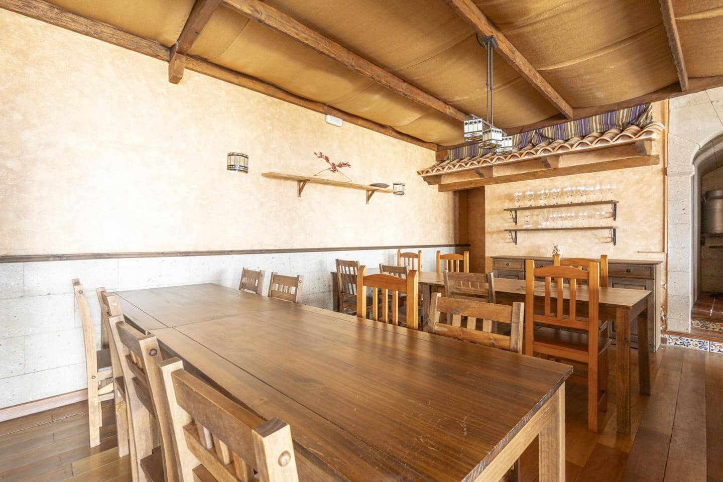 3 bedroom Villa for sale in La Orotava with garage - € 370,000 (Ref: 8417084)