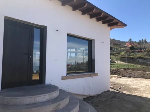 3 bedroom Villa for sale in La Orotava with garage - € 370,000 (Ref: 8417084)