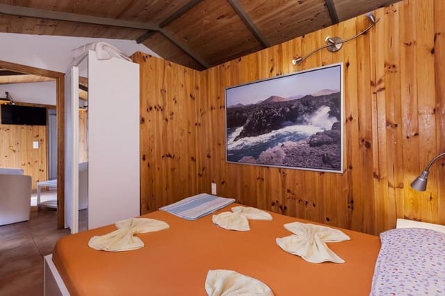 16 soveværelse Bungalow til salg i Poris de Abona, Arico med swimmingpool - € 1.900.000 (Ref: 8517195)