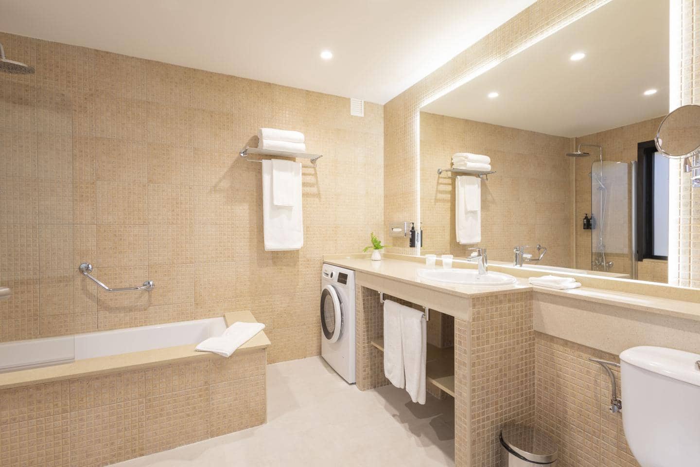 2 soveværelse Lejlighed til salg i Adeje med swimmingpool - € 330.000 (Ref: 8537973)