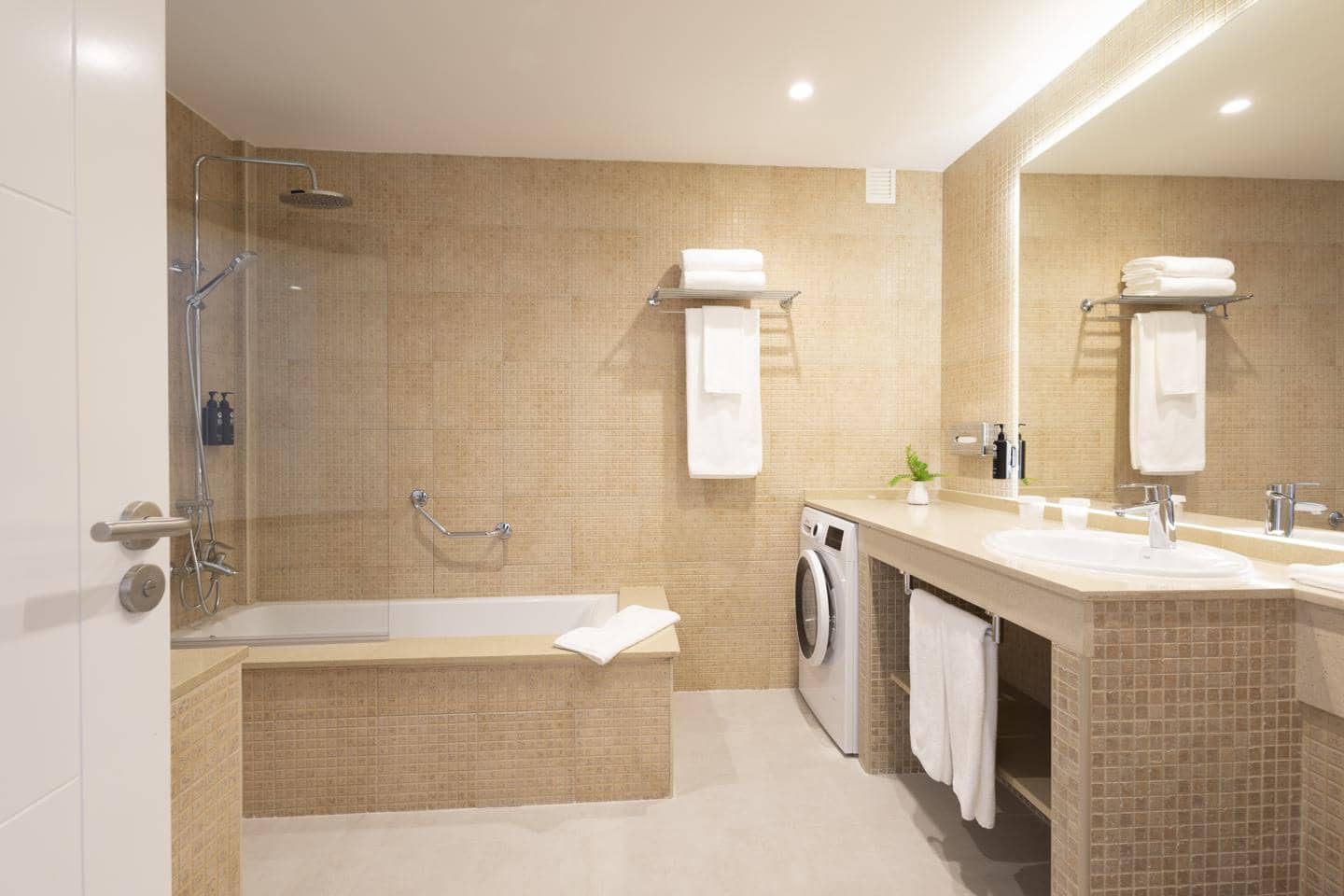 1 soveværelse Lejlighed til salg i Adeje med swimmingpool - € 265.000 (Ref: 8537974)