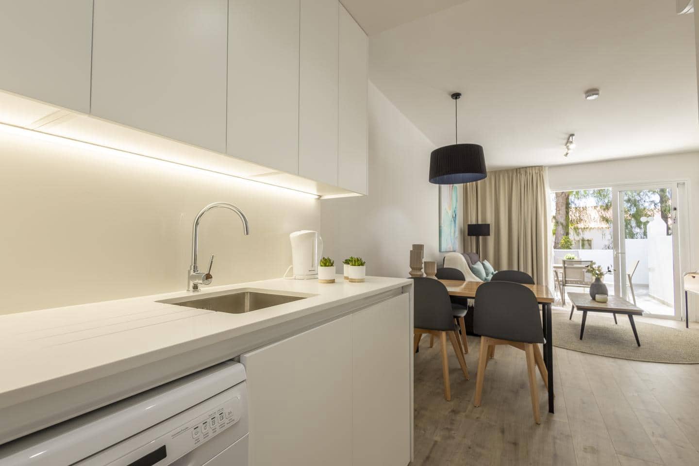 1 soveværelse Lejlighed til salg i San Miguel de Abona med swimmingpool - € 185.000 (Ref: 8541731)