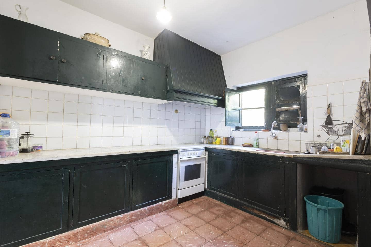 8 sypialnia Willa na sprzedaż w Arona z garażem - 600 000 € (Ref: 8611775)