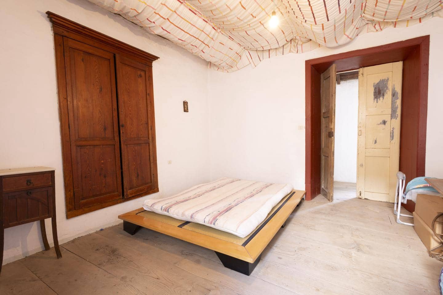 8 sypialnia Willa na sprzedaż w Arona z garażem - 600 000 € (Ref: 8611775)