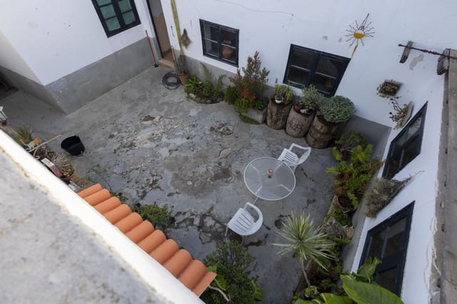 8 quarto Moradia para venda em Arona com garagem - 600 000 € (Ref: 8611775)