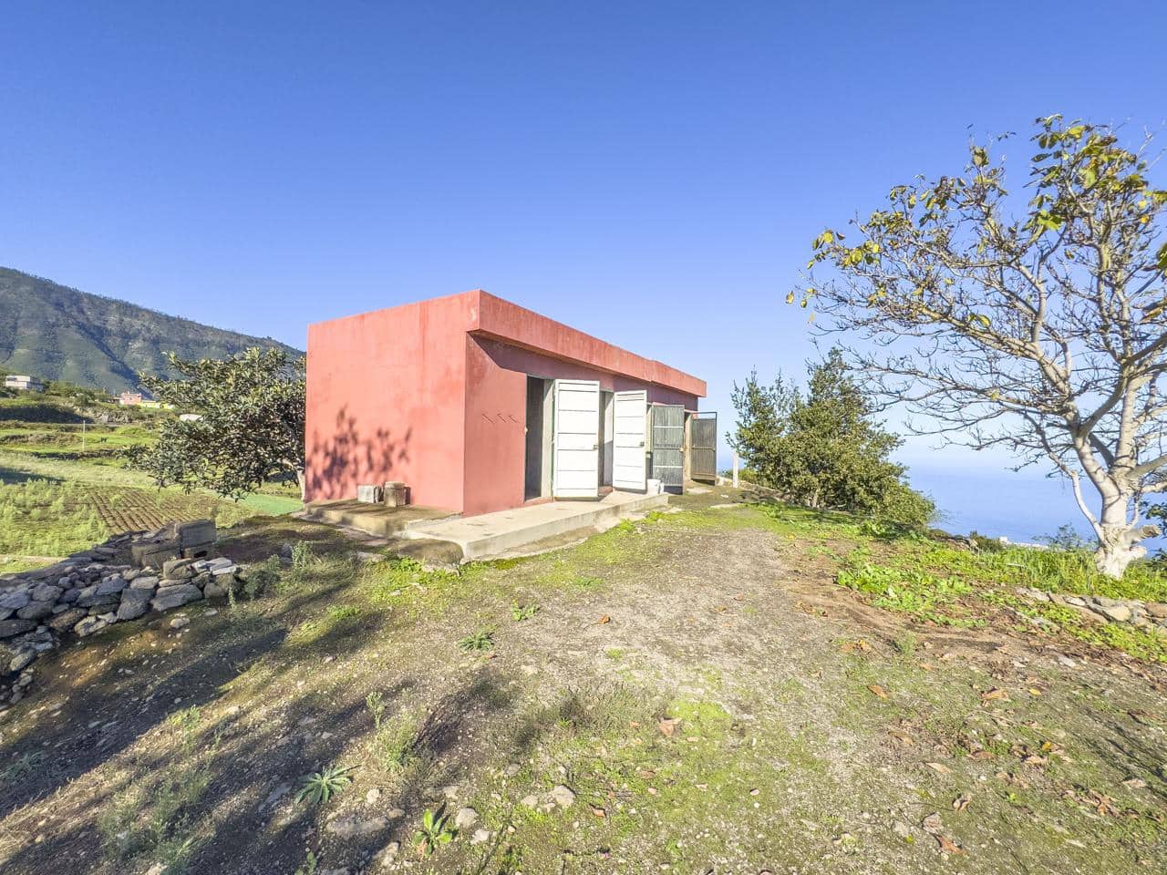 Grunde uden byggetilladelser til salg i Los Realejos - € 180.000 (Ref: 8620444)