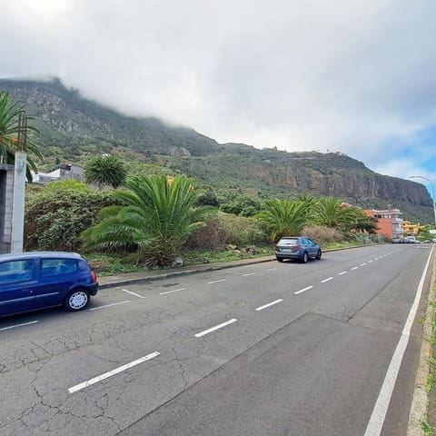 Undeveloped Land for sale in Los Realejos - € 400,000 (Ref: 8620678)