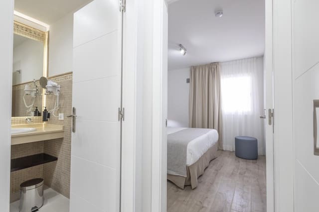 1 soveværelse Lejlighed til salg i Golf del Sur, San Miguel de Abona - € 235.000 (Ref: 8655845)