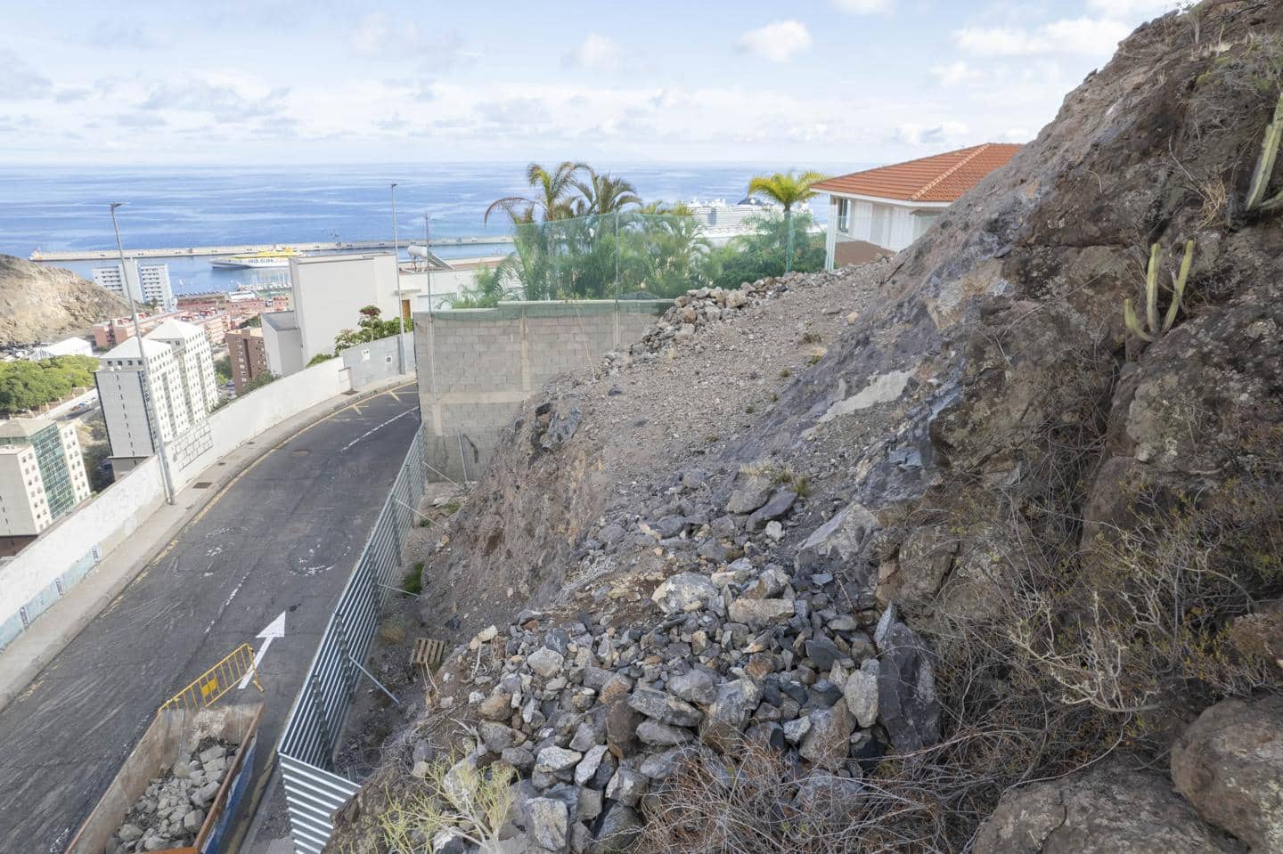 Grunde uden byggetilladelser til salg i Santa Cruz de Tenerife - € 375.000 (Ref: 8674944)