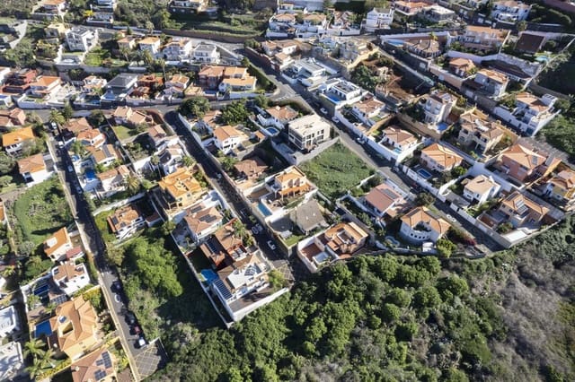 4 slaapkamer Villa te koop in El Sauzal met zwembad - € 590.000 (Ref: 8699257)