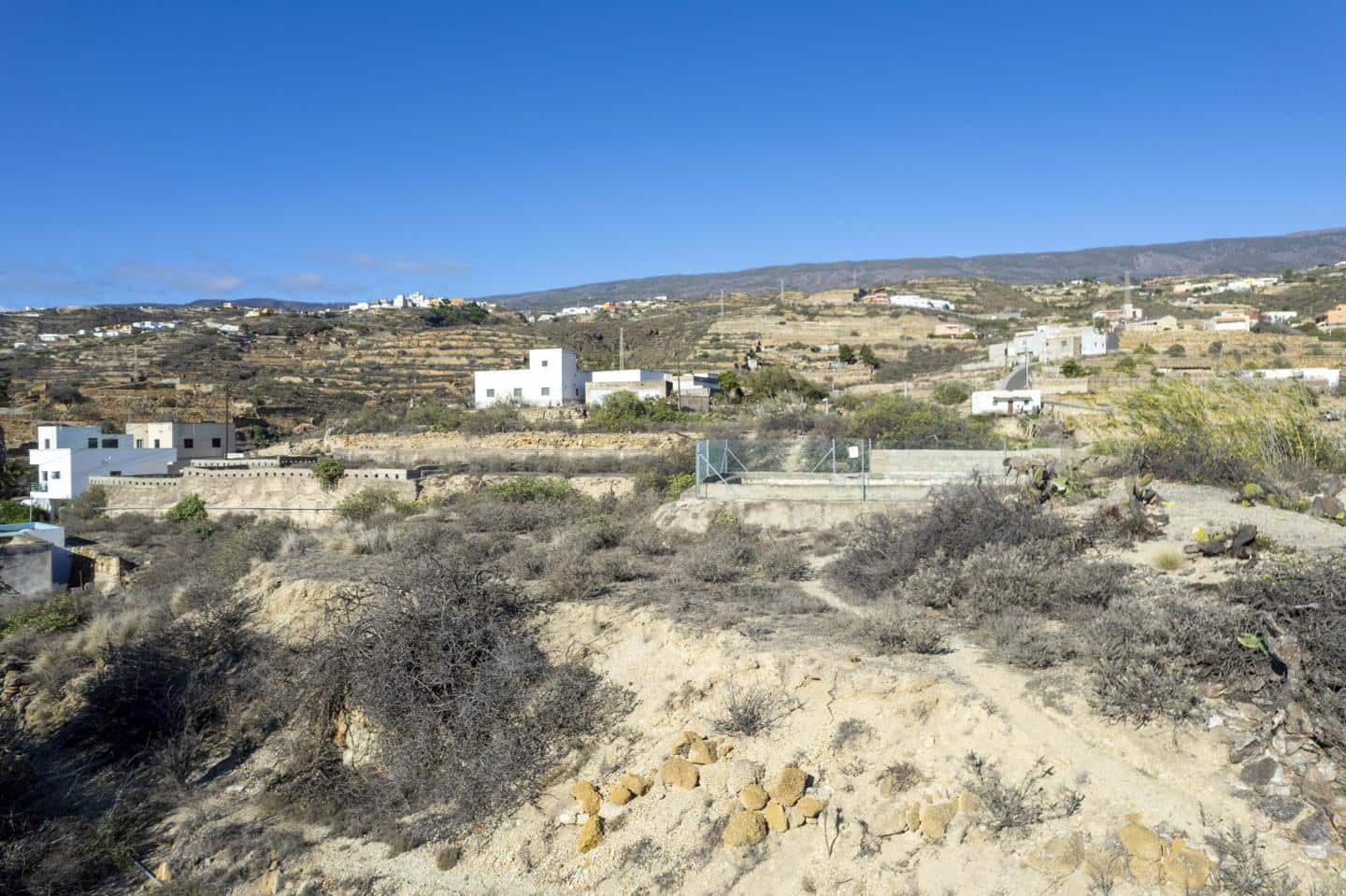 Grunde uden byggetilladelser til salg i Fasnia - € 60.000 (Ref: 8699258)