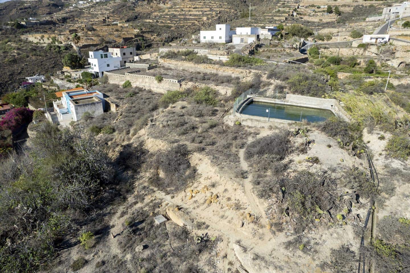 Grunde uden byggetilladelser til salg i Fasnia - € 60.000 (Ref: 8699258)