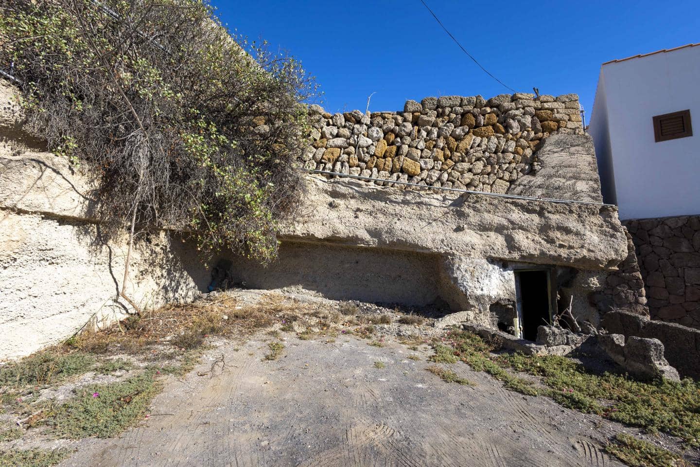 Grunde uden byggetilladelser til salg i Fasnia - € 60.000 (Ref: 8699258)