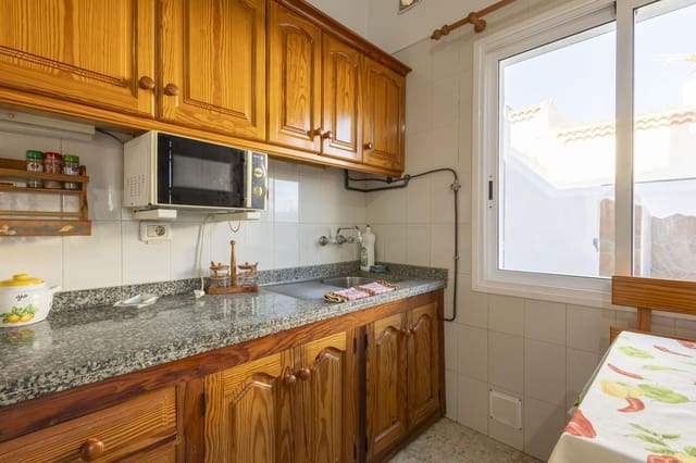 2 slaapkamer Bungalow te koop in Arico - € 249.000 (Ref: 8705341)