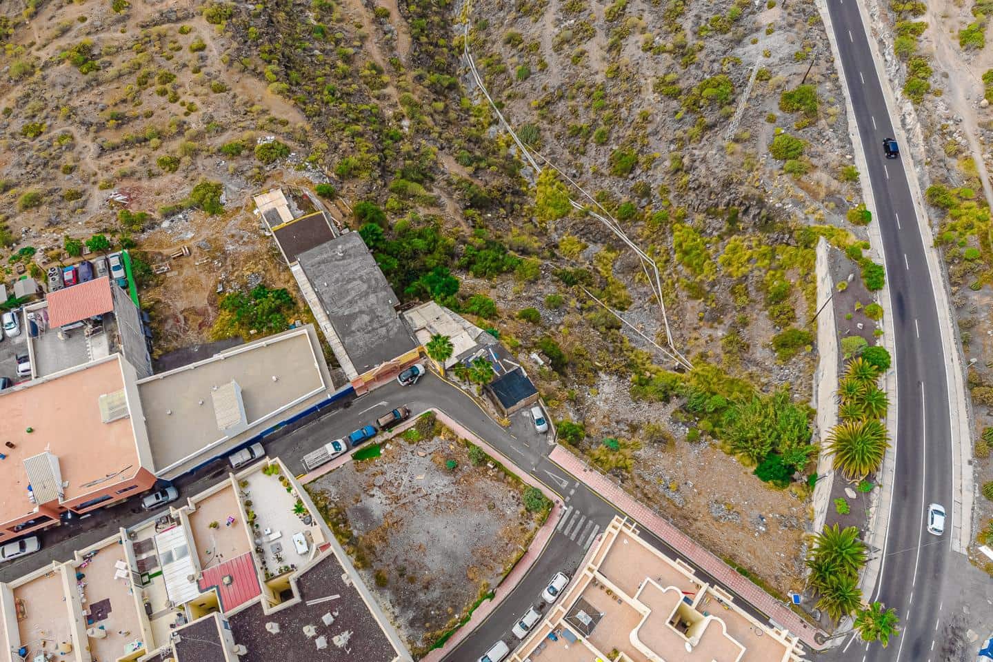 Grond te koop in Arona - € 425.000 (Ref: 8737001)