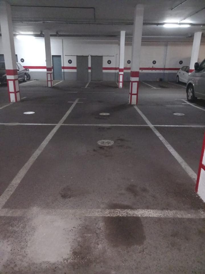 Garage til salg i El Medano - € 23.000 (Ref: 8745032)