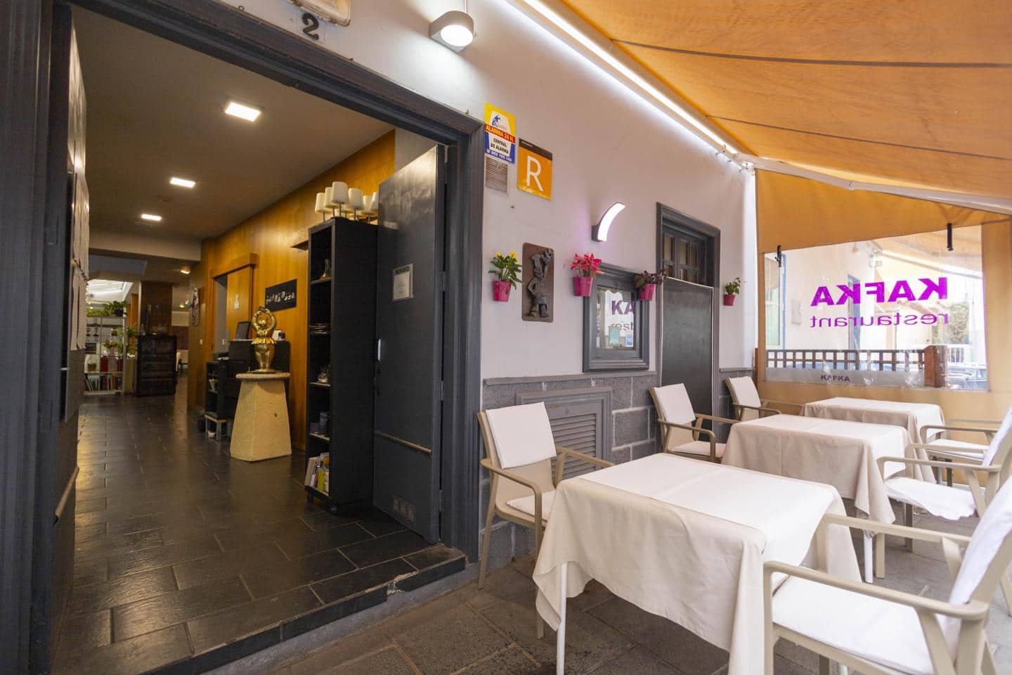 1 soveværelse Virksomhed til leje i Puerto de la Cruz - € 1.600 (Ref: 8762309)