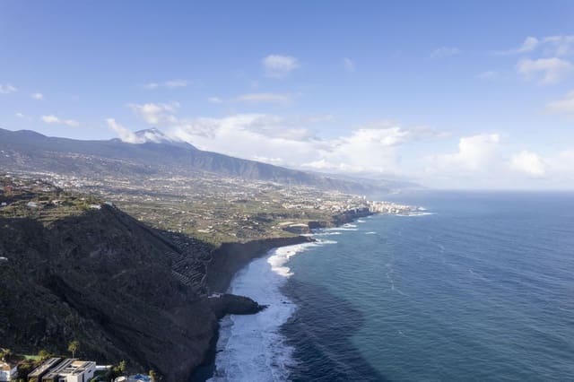 Ubebygd land til salgs i Santa Ursula - € 636 667 (Ref: 8762721)