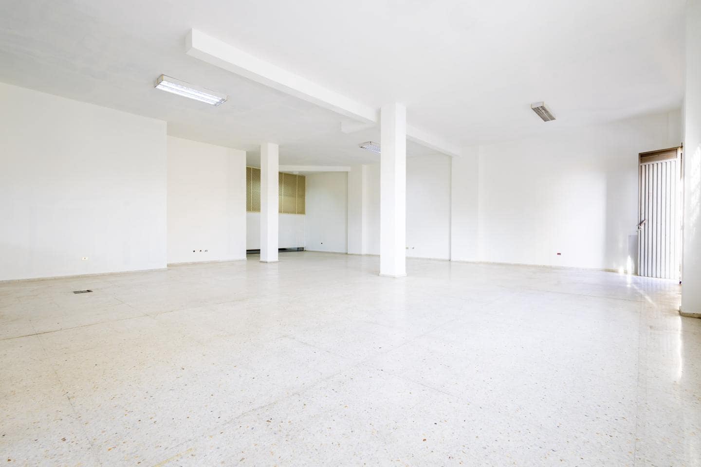 1 soveværelse Virksomhed til salg i San Cristobal de La Laguna - € 264.000 (Ref: 8788059)