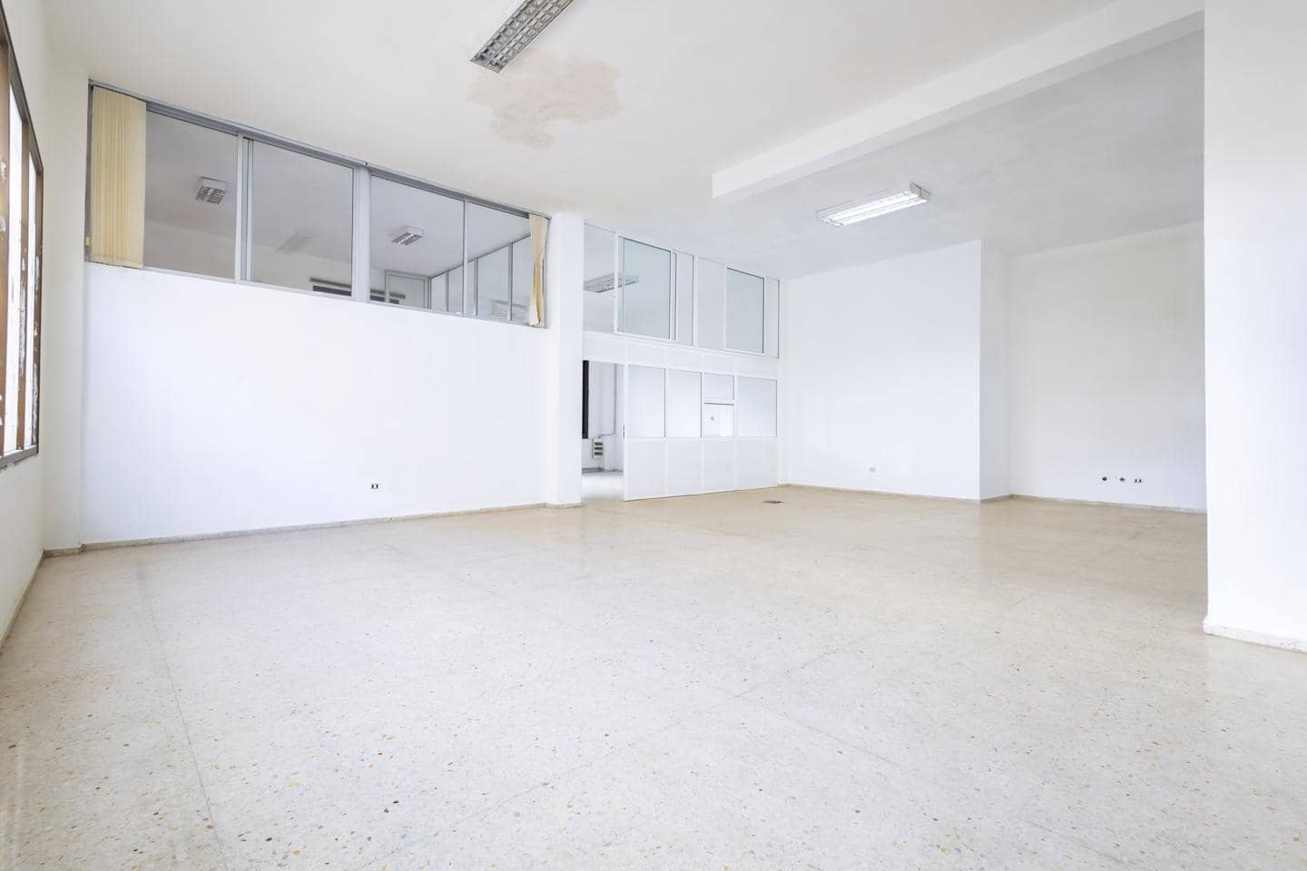 1 soveværelse Virksomhed til salg i San Cristobal de La Laguna - € 264.000 (Ref: 8788059)