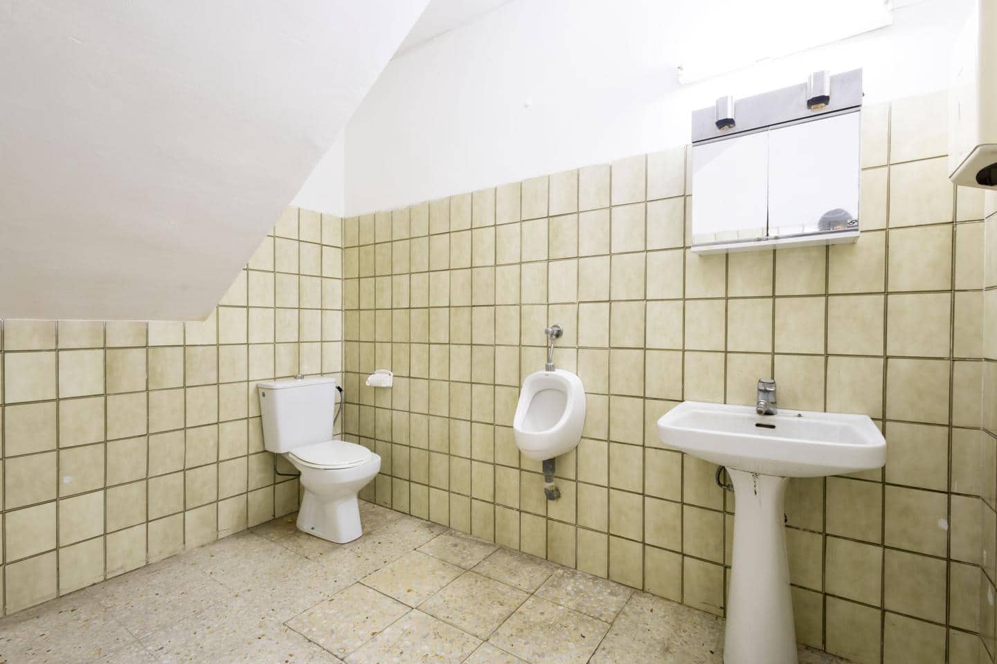 1 soveværelse Virksomhed til salg i San Cristobal de La Laguna - € 264.000 (Ref: 8788059)