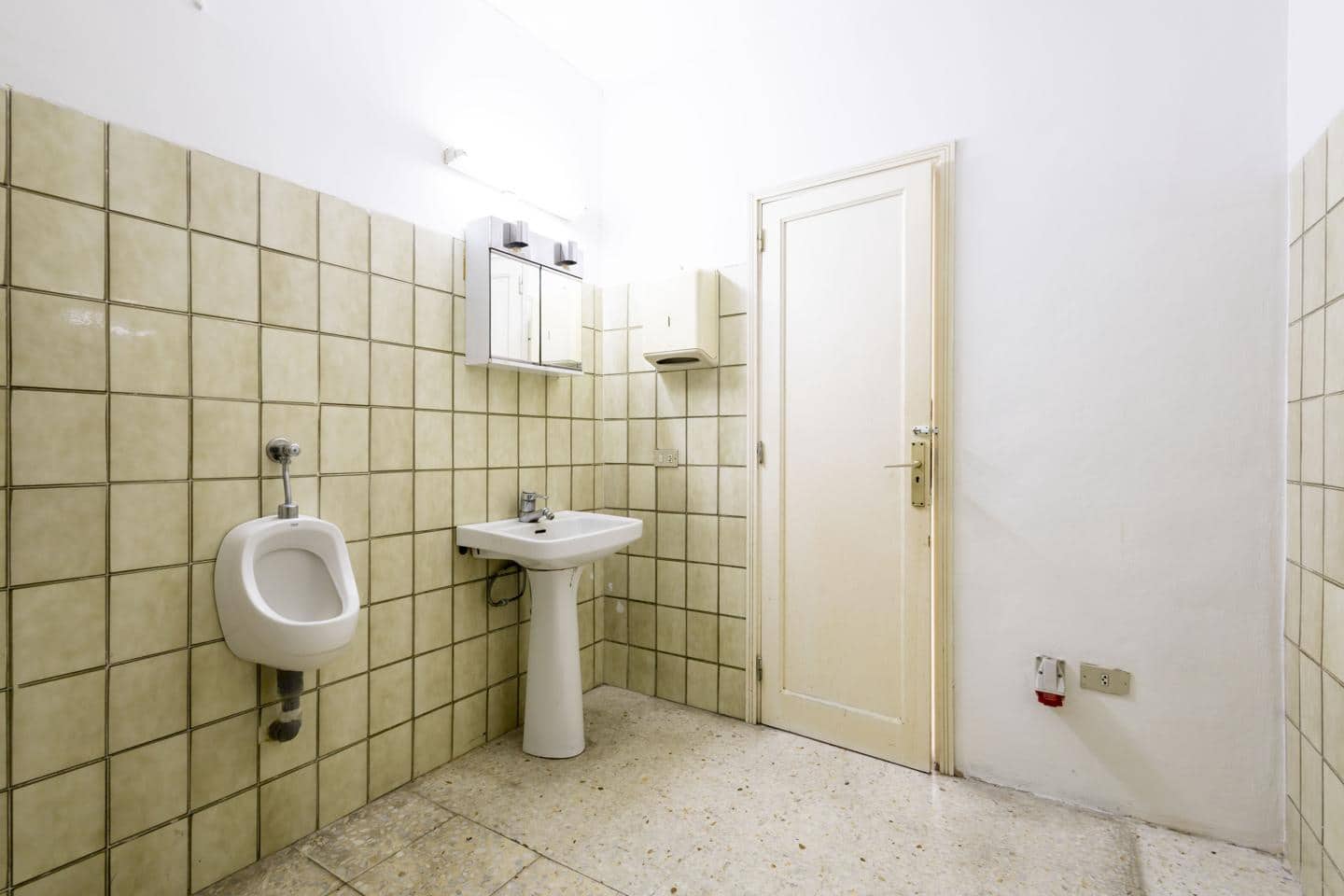 1 soveværelse Virksomhed til salg i San Cristobal de La Laguna - € 264.000 (Ref: 8788059)