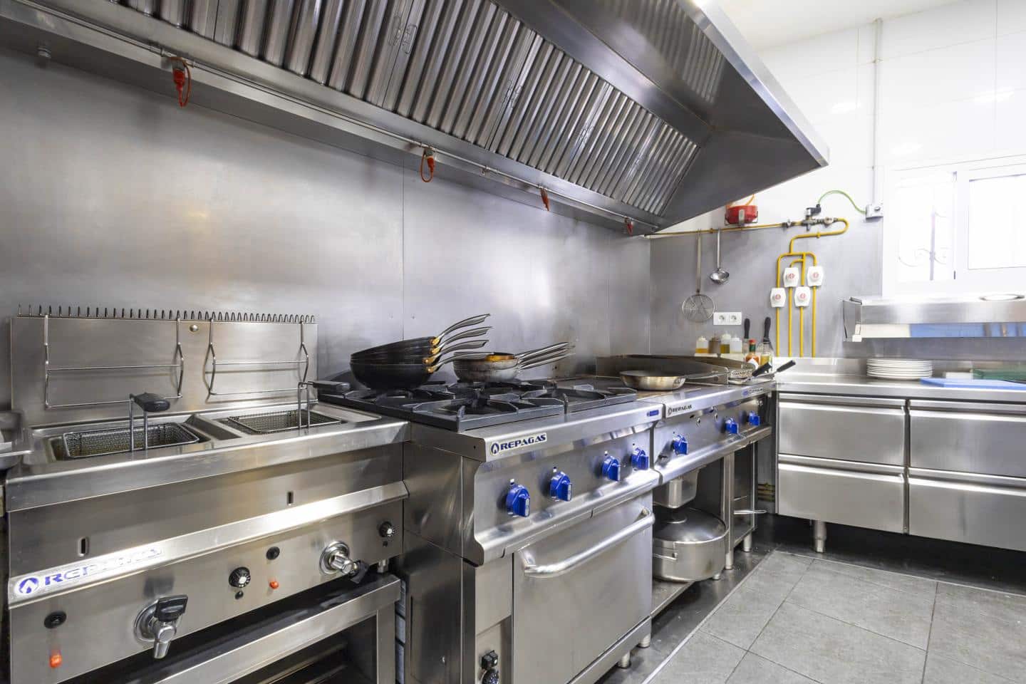 1 Zimmer Firma/Unternehmen zu vermieten in San Cristobal de La Laguna - 1.100 € (Ref: 8788790)