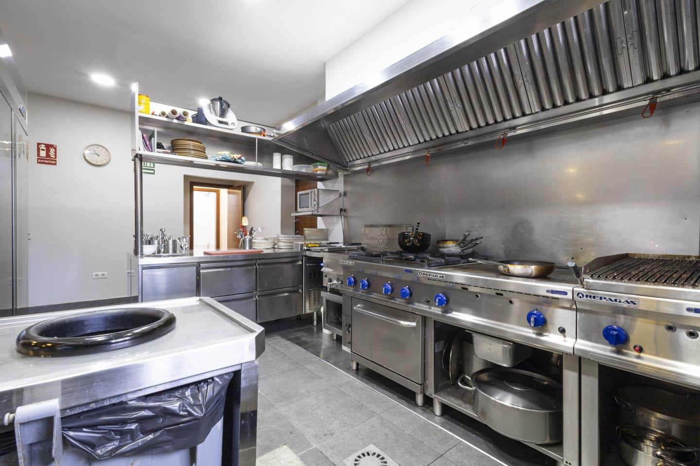 1 Zimmer Firma/Unternehmen zu vermieten in San Cristobal de La Laguna - 1.100 € (Ref: 8788790)