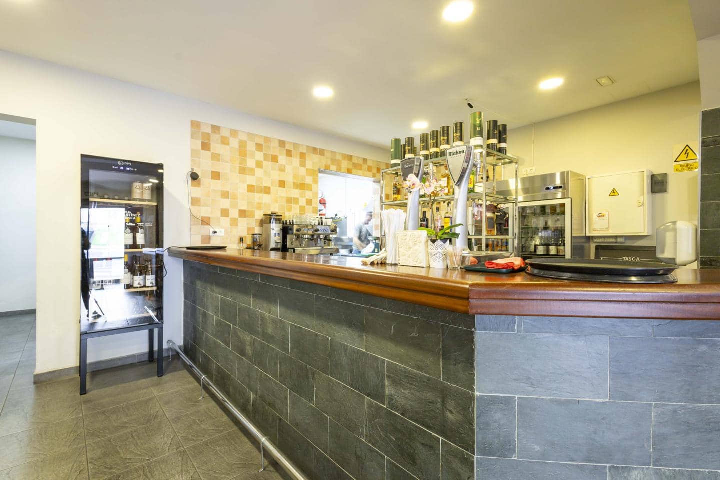 1 Zimmer Firma/Unternehmen zu vermieten in San Cristobal de La Laguna - 1.100 € (Ref: 8788790)