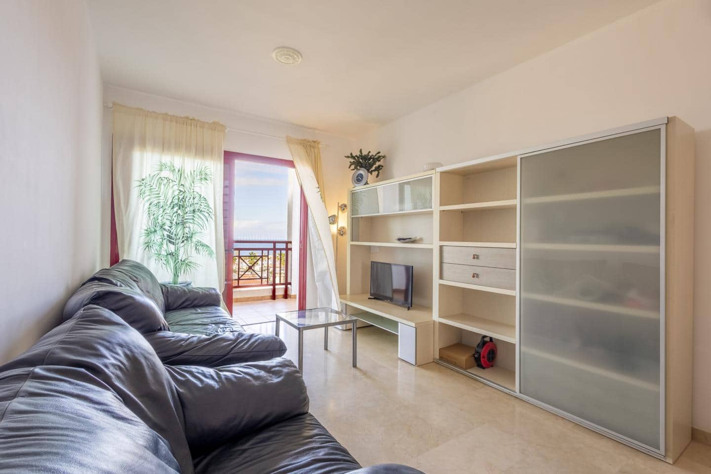 2 soveværelse Lejlighed til salg i Palm-Mar - € 389.000 (Ref: 8824462)