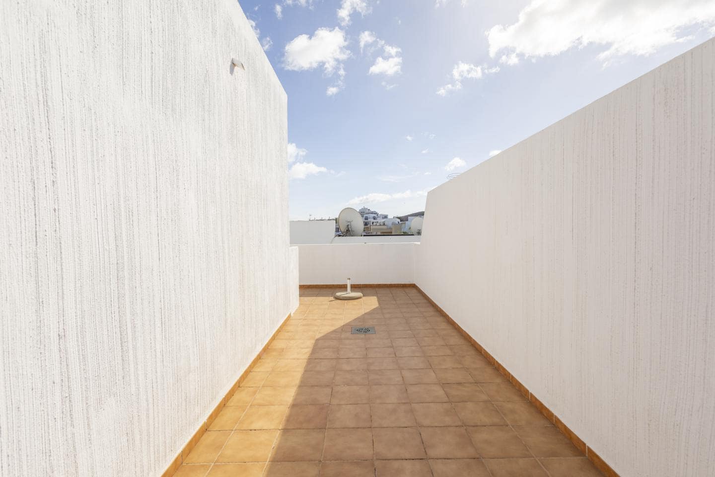 2 soveværelse Lejlighed til salg i Palm-Mar - € 389.000 (Ref: 8824462)