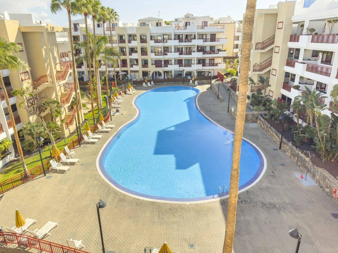 2 soveværelse Lejlighed til salg i Palm-Mar - € 389.000 (Ref: 8824462)