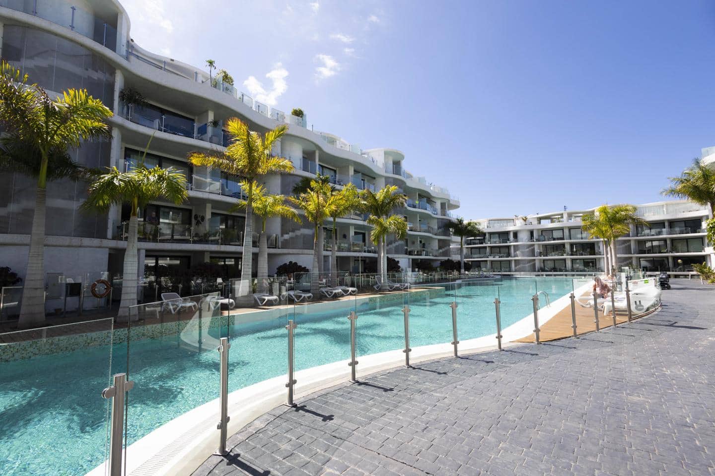 2 bedroom Flat for sale in Arona - € 459,000 (Ref: 8886876)