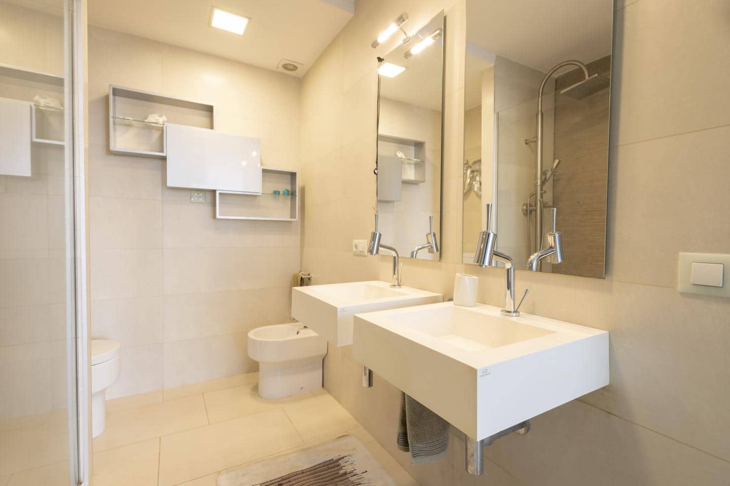 2 bedroom Flat for sale in Arona - € 459,000 (Ref: 8886876)