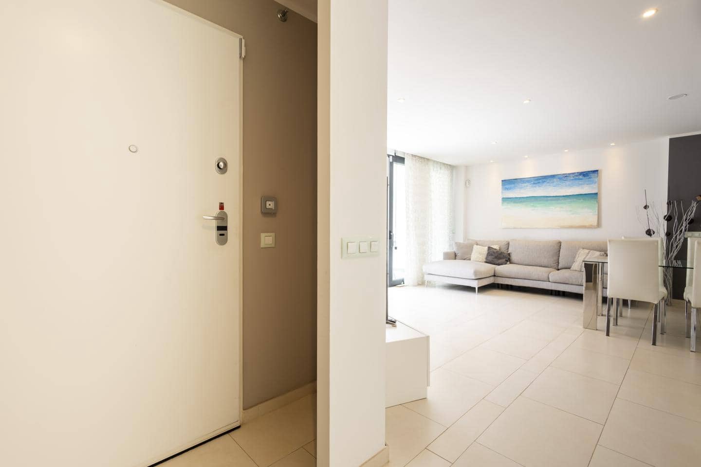 2 bedroom Flat for sale in Arona - € 459,000 (Ref: 8886876)