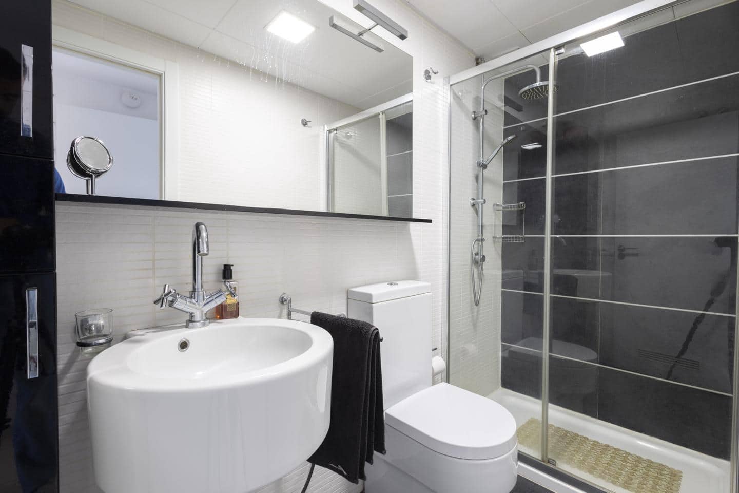 2 bedroom Flat for sale in Arona - € 459,000 (Ref: 8886876)