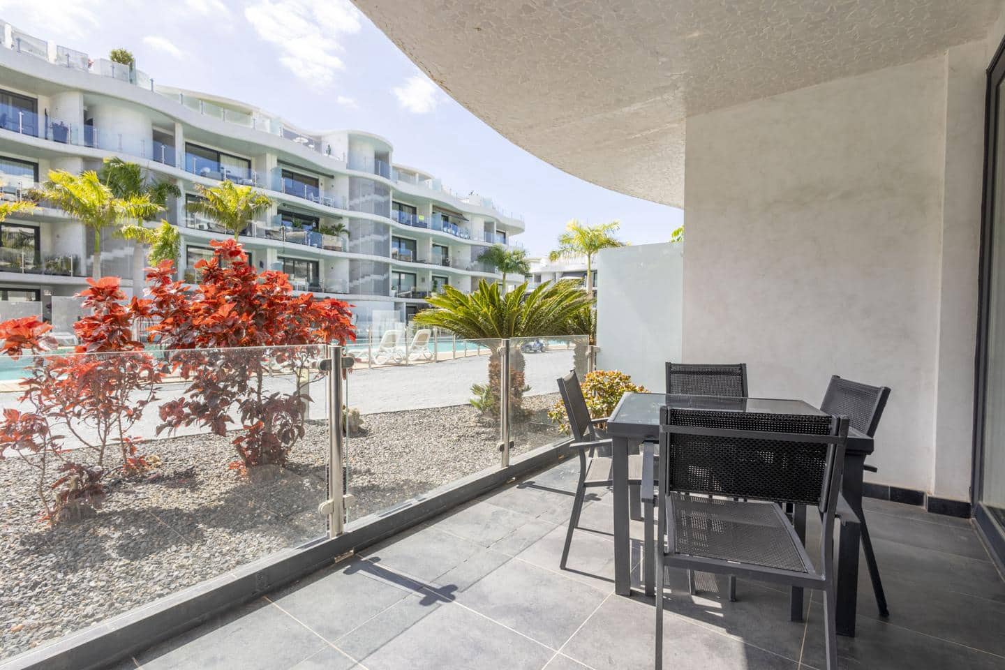 2 bedroom Flat for sale in Arona - € 459,000 (Ref: 8886876)