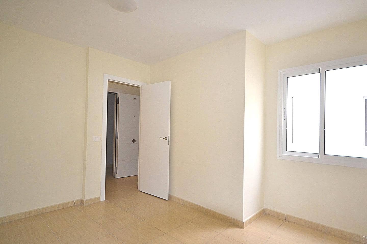 2 sovrum Lägenhet till salu i Granadilla de Abona - 174 900 € (Ref: 8895751)