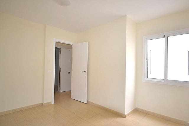 Piso de 2 habitaciones en Granadilla de Abona en venta - 174.900 € (Ref: 8895751)