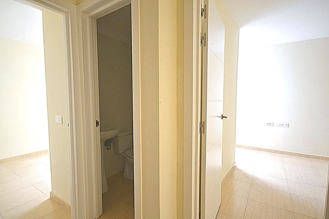 Piso de 2 habitaciones en Granadilla de Abona en venta - 174.900 € (Ref: 8895751)