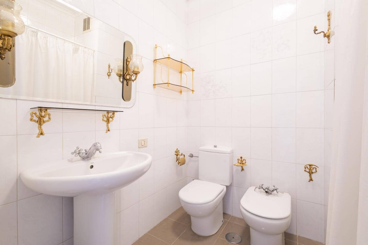 4 soveværelse Lejlighed til salg i San Cristobal de La Laguna - € 440.000 (Ref: 8931155)