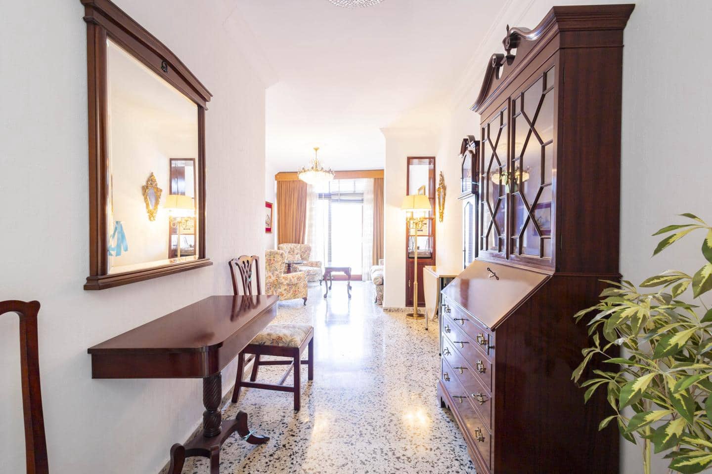 4 soveværelse Lejlighed til salg i San Cristobal de La Laguna - € 440.000 (Ref: 8931155)