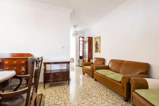 4 slaapkamer Flat te koop in San Cristóbal de La Laguna - € 440.000 (Ref: 8931155)