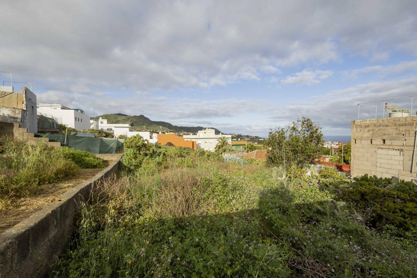 Grunde uden byggetilladelser til salg i San Cristobal de La Laguna - € 28.000 (Ref: 8973251)